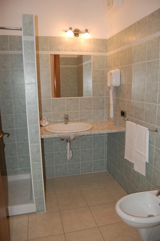 Albergo Romana Capoliveri  Bilik gambar