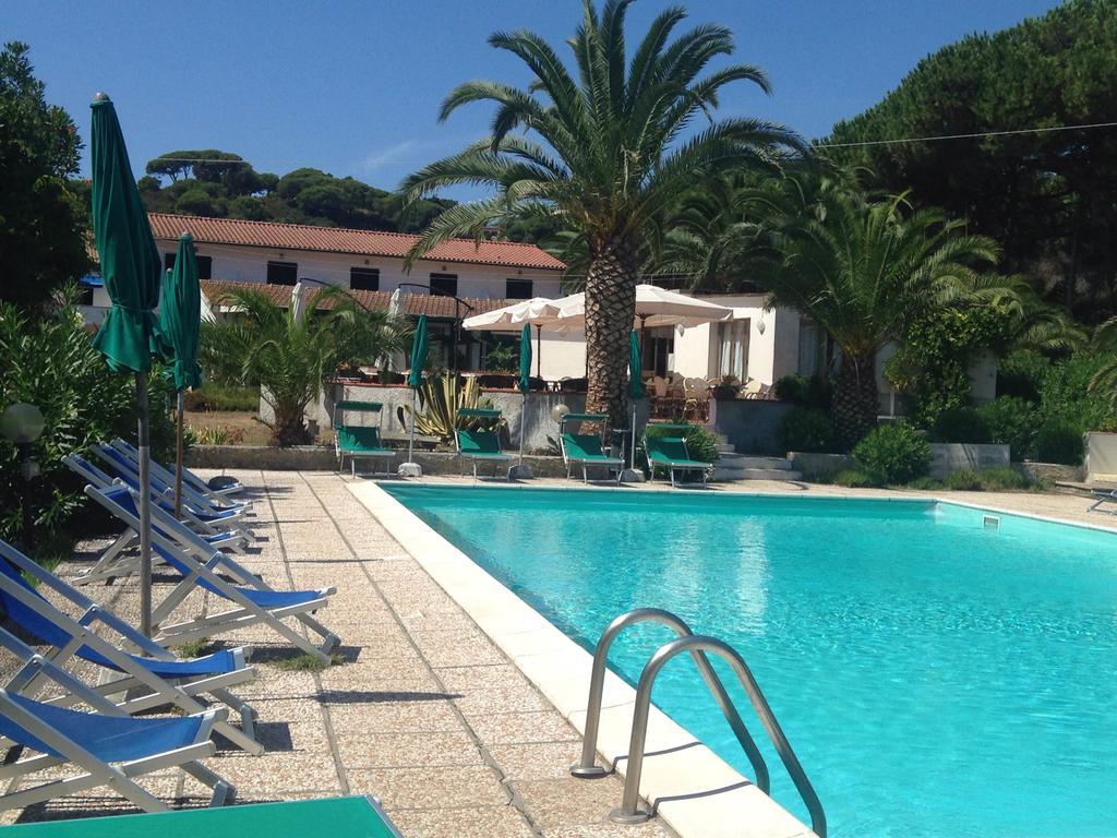 Albergo Romana Capoliveri  Luaran gambar