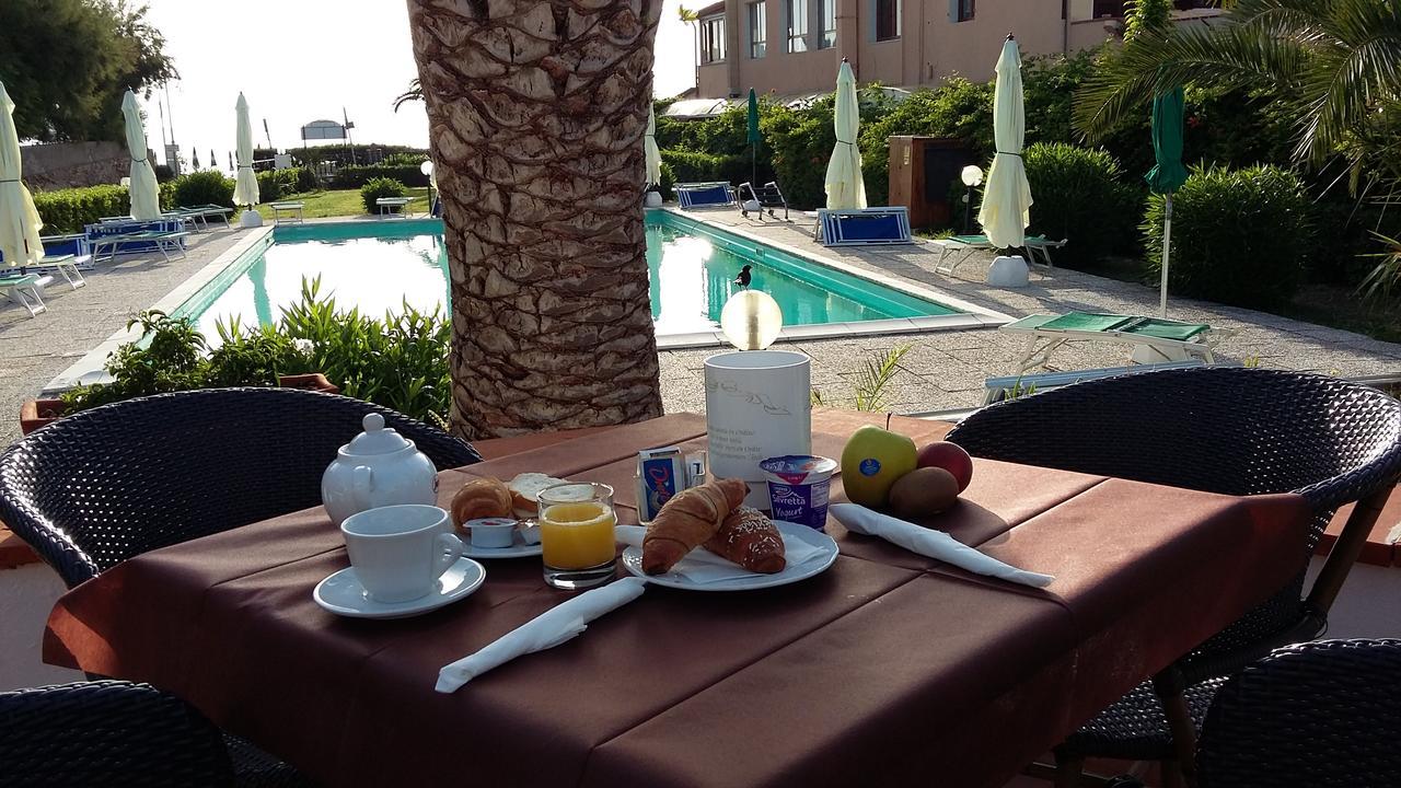 Albergo Romana Capoliveri  Luaran gambar